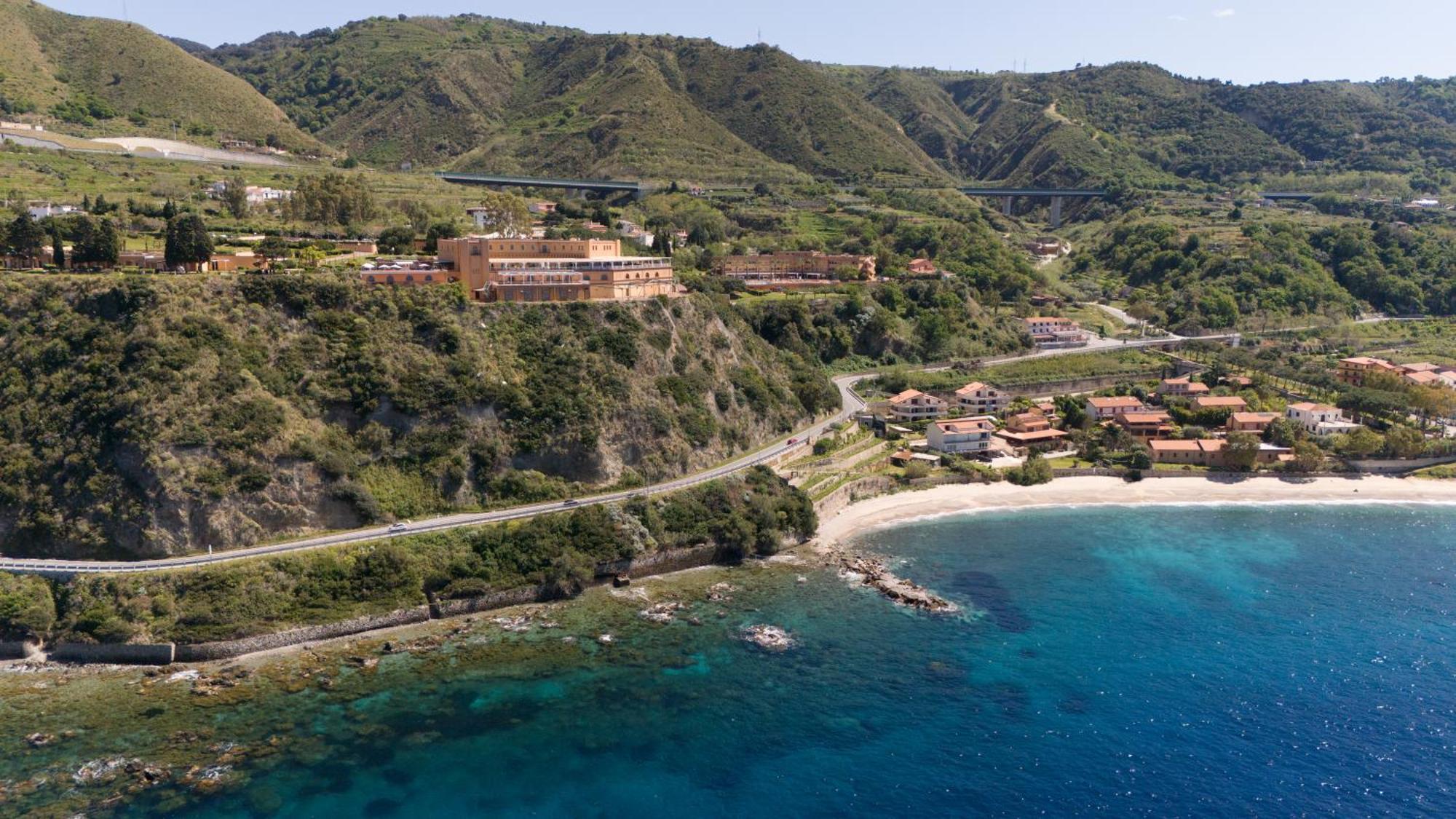 Altafiumara Resort & Spa ヴィッラ・サン・ジョヴァンニ エクステリア 写真