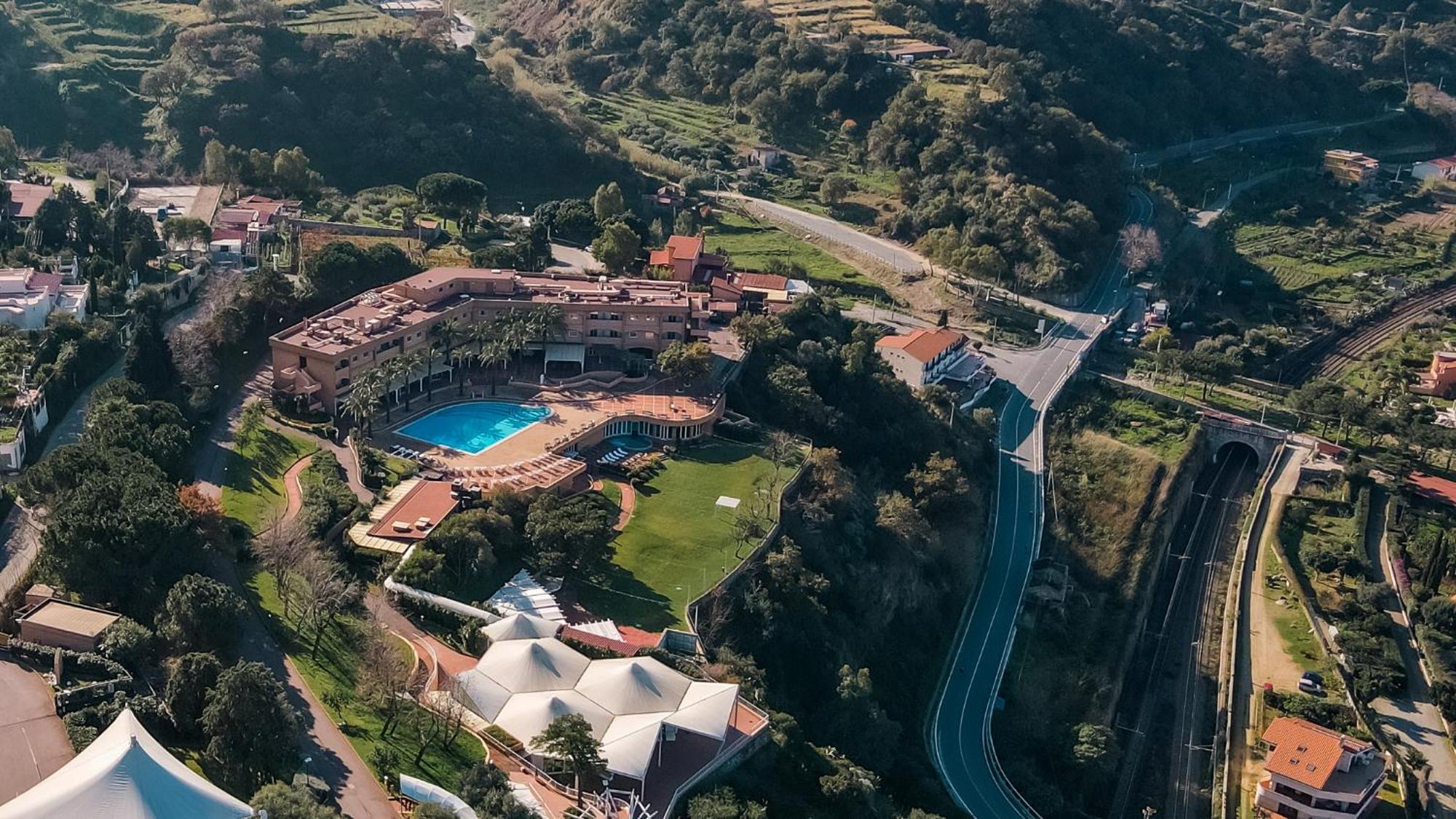Altafiumara Resort & Spa ヴィッラ・サン・ジョヴァンニ エクステリア 写真